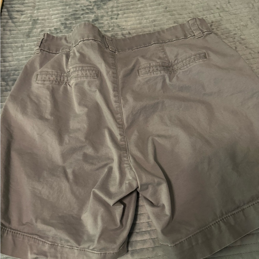Shorts - Picture 2 of 3